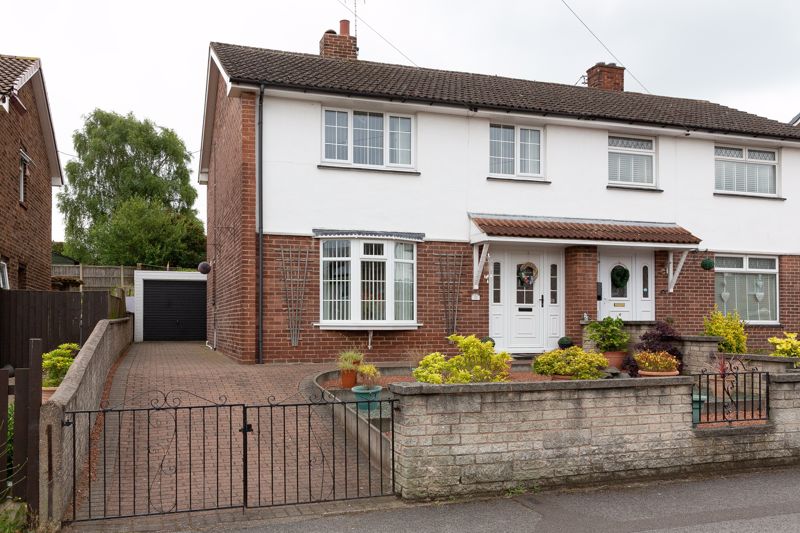 3 bed house for sale in Chestnut Drive, Ollerton, NG22 1