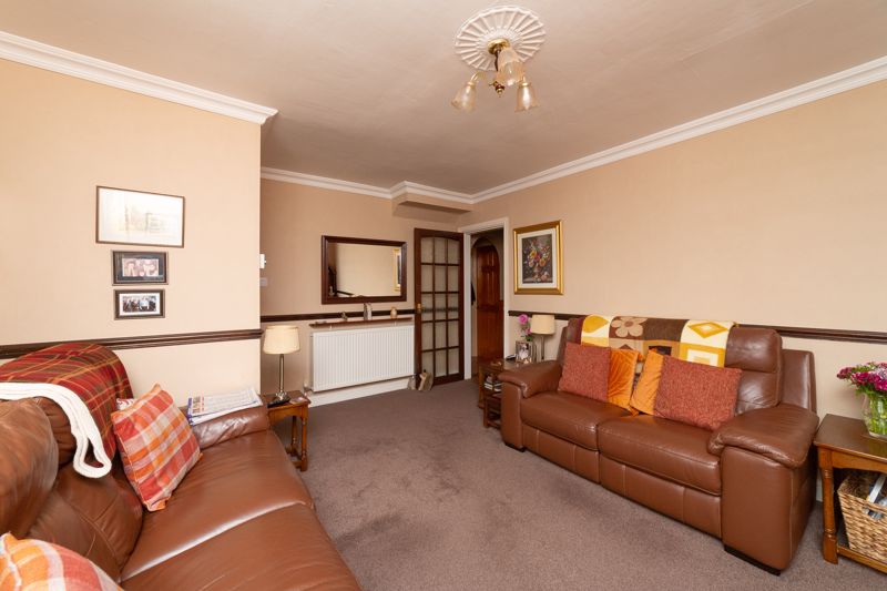 3 bed house for sale in Larch Road, Ollerton, NG22  - Property Image 6