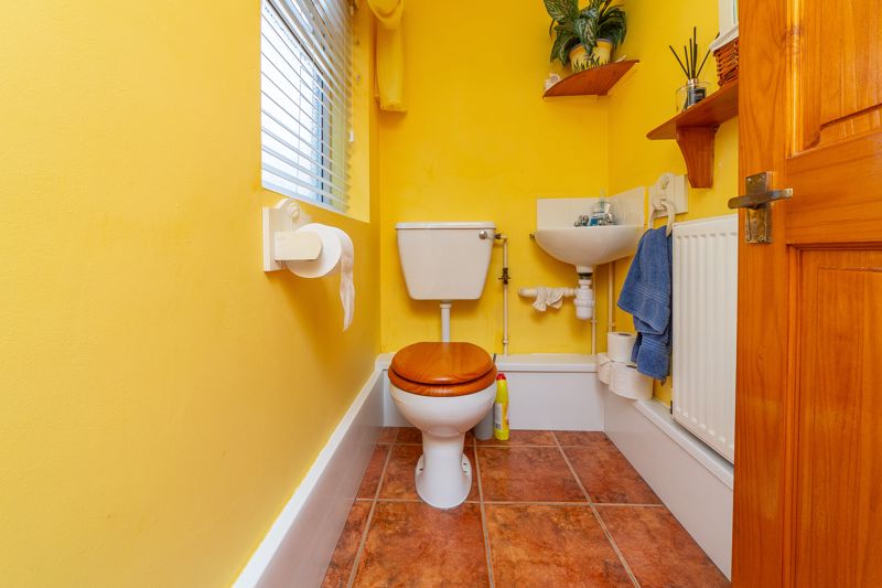 3 bed house for sale in Larch Road, Ollerton, NG22  - Property Image 7