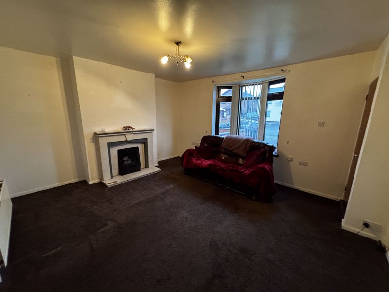 3 bed house for sale in Tuxford Road, Boughton, NG22 15