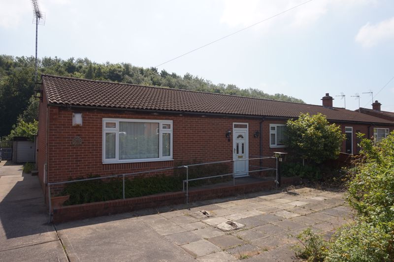 3 bed bungalow for sale in Newark Road, Ollerton, NG22 2