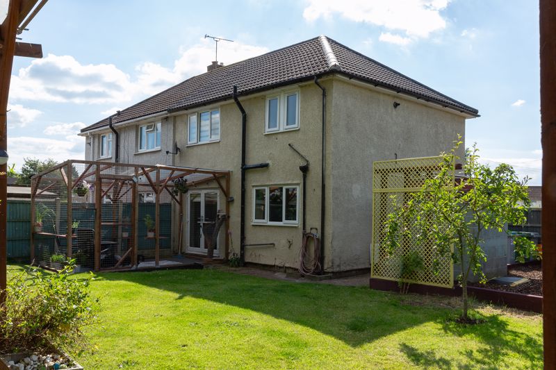 3 bed house for sale in Dove Croft, Ollerton, NG22 18