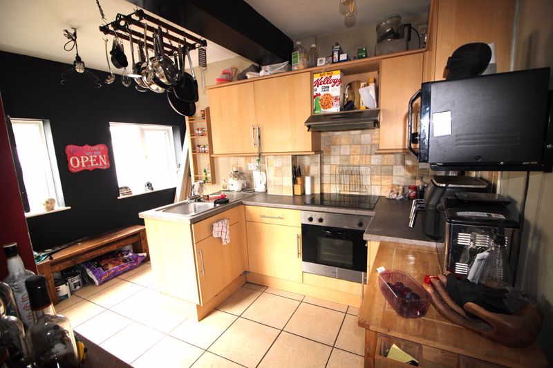 3 bed house for sale in Walesby Lane, New Ollerton, NG22  - Property Image 4