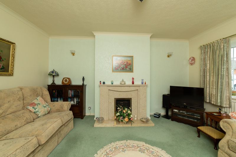 3 bed bungalow for sale in Chapel Close, Walesby, NG22  - Property Image 3