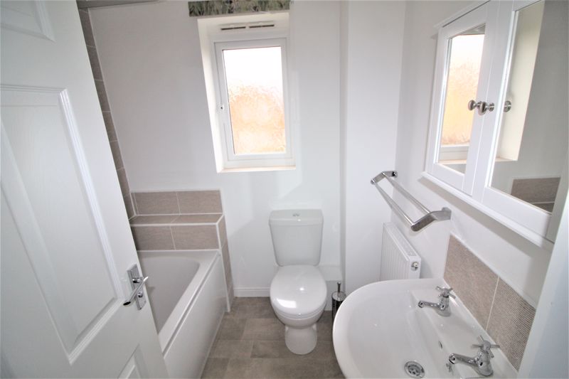 3 bed house for sale in Griffin Road, Ollerton, NG22 11