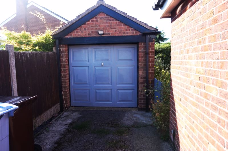 2 bed bungalow for sale in Aspen Close, Tuxford, NG22  - Property Image 13