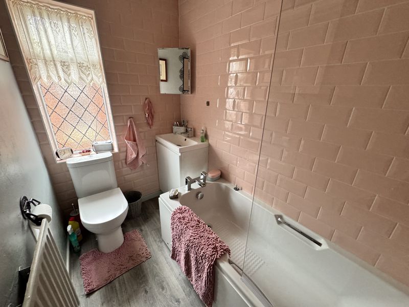 3 bed house for sale in Whinney Lane, Ollerton, NG22 16