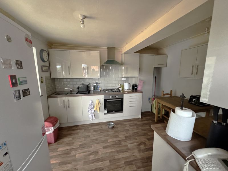 3 bed house for sale in Whinney Lane, Ollerton, NG22 3