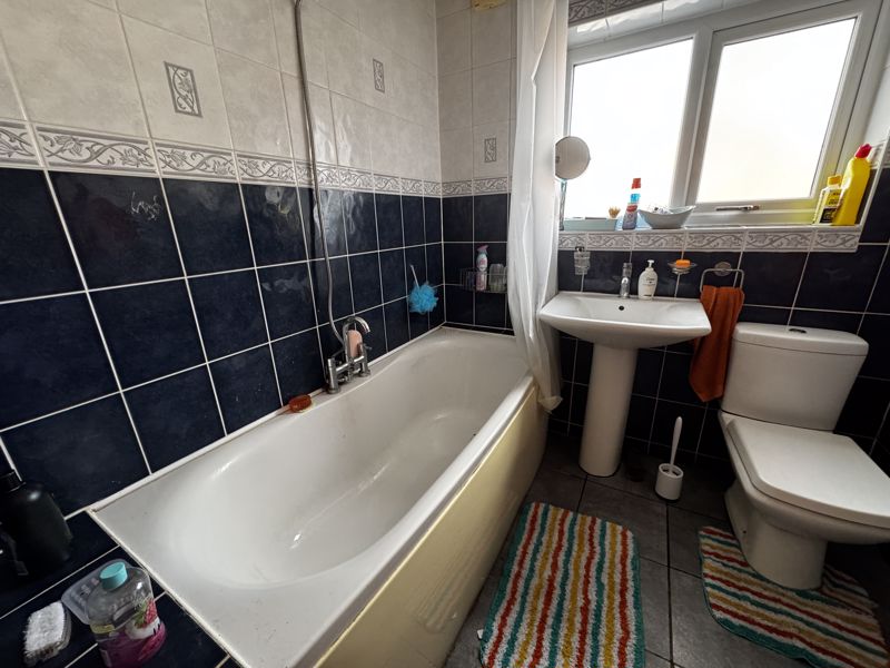 3 bed house for sale in Walesby Lane, Ollerton, NG22 11