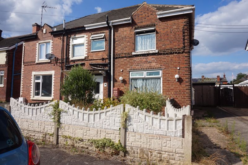 3 bed house for sale in Oak Avenue, Ollerton, NG22 1