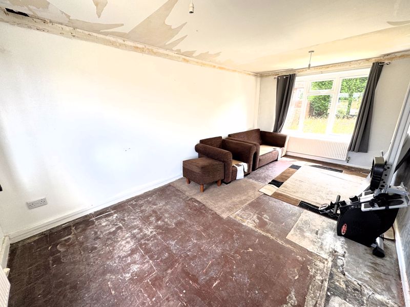 3 bed house for sale in Whitewater Road, Ollerton, NG22  - Property Image 4
