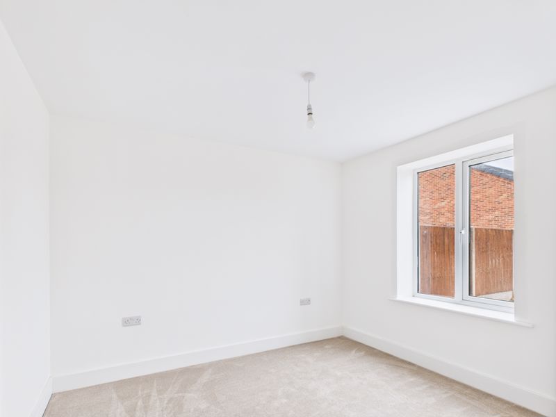 3 bed bungalow for sale in Copper Beech Close, Ollerton, NG22  - Property Image 7