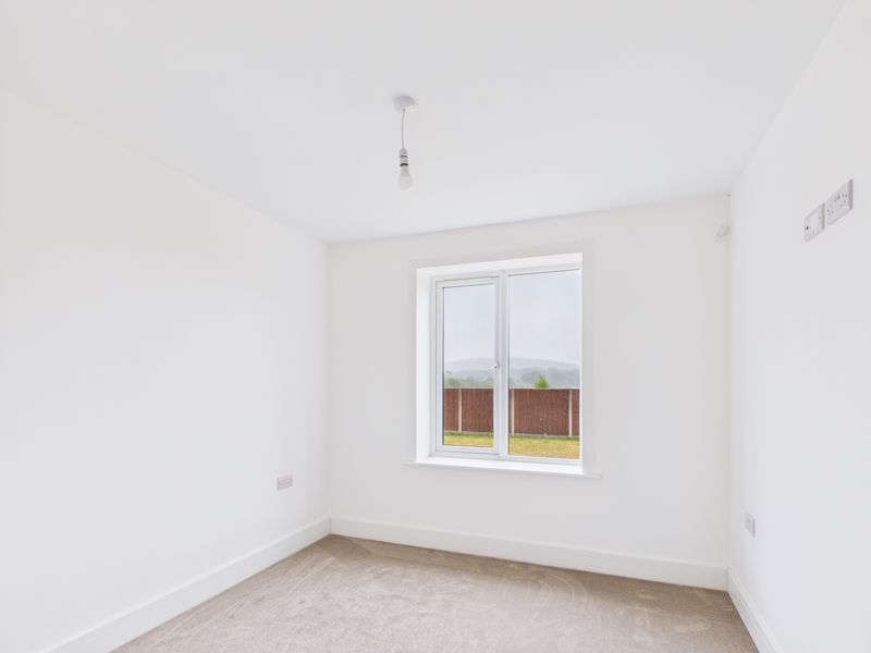 3 bed bungalow for sale in Copper Beech Close, Ollerton, NG22  - Property Image 8