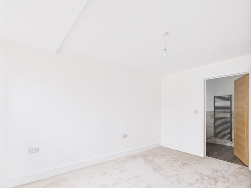 3 bed bungalow for sale in Copper Beech Close, Ollerton, NG22  - Property Image 9
