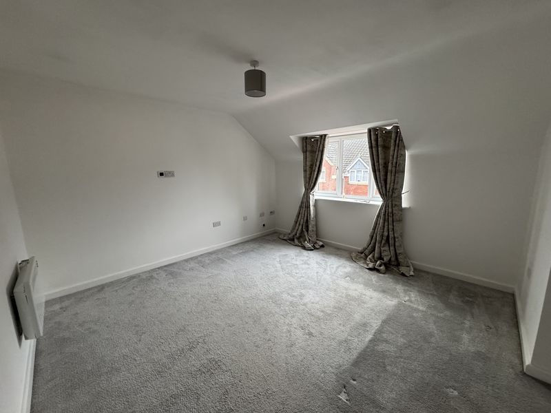 2 bed flat to rent in Trinity Road, Edwinstowe, NG21 5