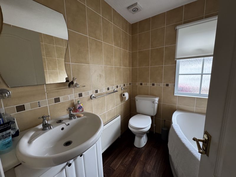 2 bed bungalow for sale in Wellow Road, Ollerton, NG22  - Property Image 12