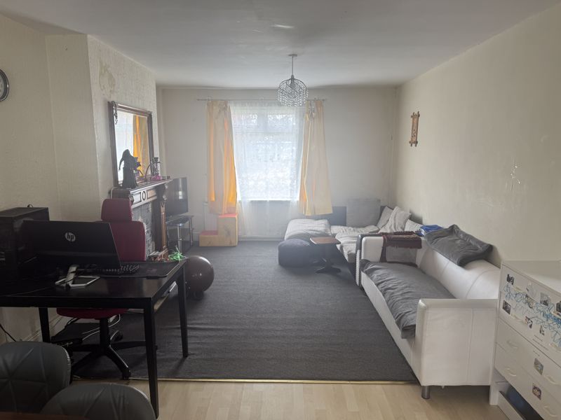 3 bed house for sale in Briar Road, New Ollerton, NG22 3