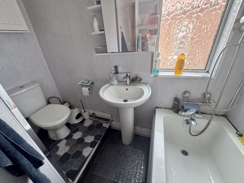 3 bed house for sale in Briar Road, New Ollerton, NG22 9