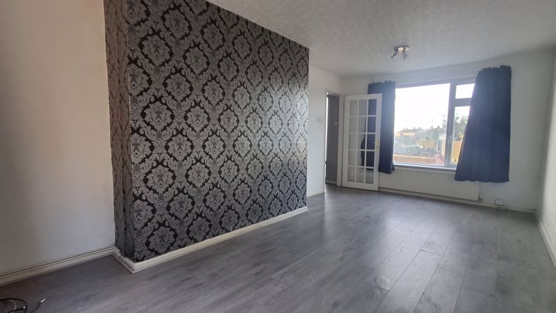 3 bed house for sale in Chestnut Drive, Ollerton, NG22 7