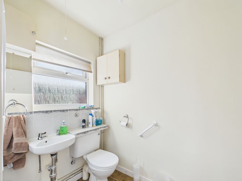 3 bed house for sale in Poplar Street, Ollerton, NG22  - Property Image 6
