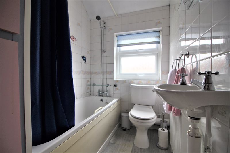 3 bed house for sale in Poplar Street, Ollerton, NG22 7