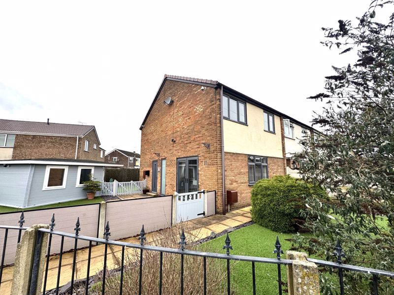 3 bed house for sale in Birkdale Avenue, Ollerton , NG22 1