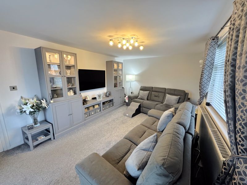 3 bed house for sale in Birkdale Avenue, Ollerton , NG22 5