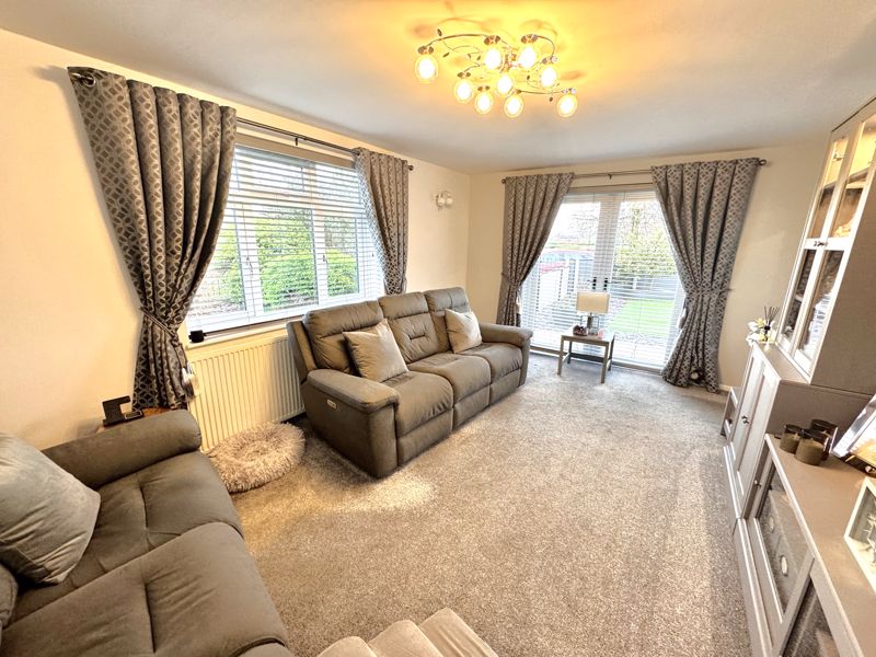 3 bed house for sale in Birkdale Avenue, Ollerton , NG22 6