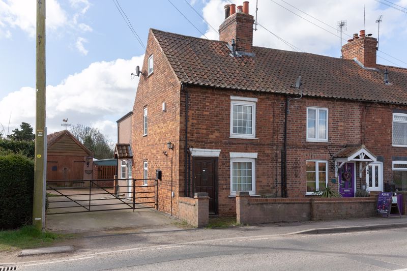 2 bed cottage for sale in Top Row, Wellow Road, Ollerton, NG22 1