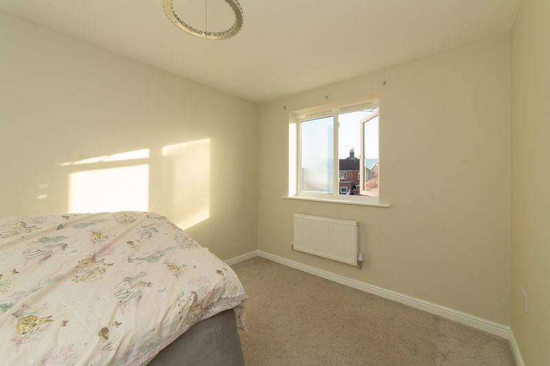 4 bed house for sale in Barley Close, Ollerton, NG22  - Property Image 9