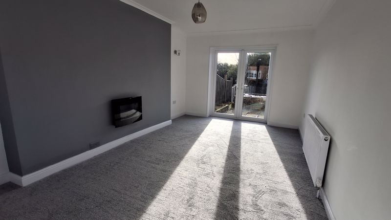 3 bed house for sale in Second Avenue, Edwinstowe, NG21 5