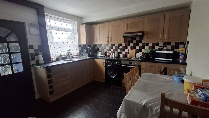 3 bed house for sale in Pine Avenue, Ollerton, NG22 5