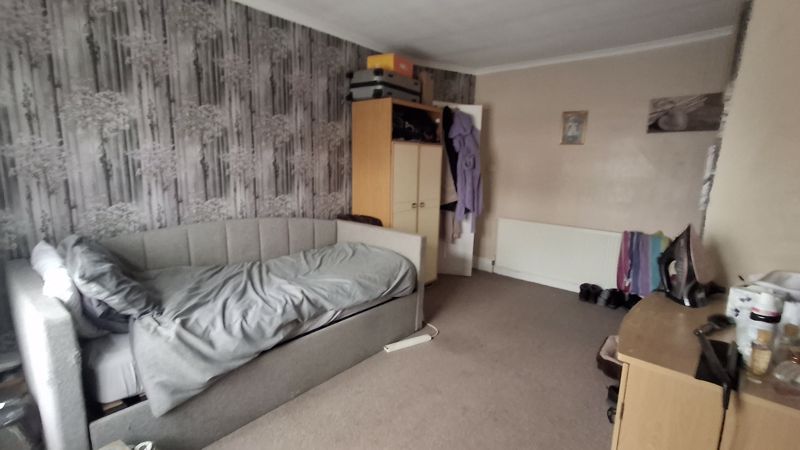 3 bed house for sale in Pine Avenue, Ollerton, NG22 9