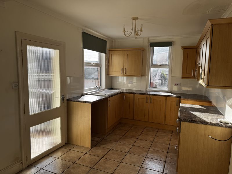 3 bed house for sale in Sycamore Road, Ollerton, NG22 4