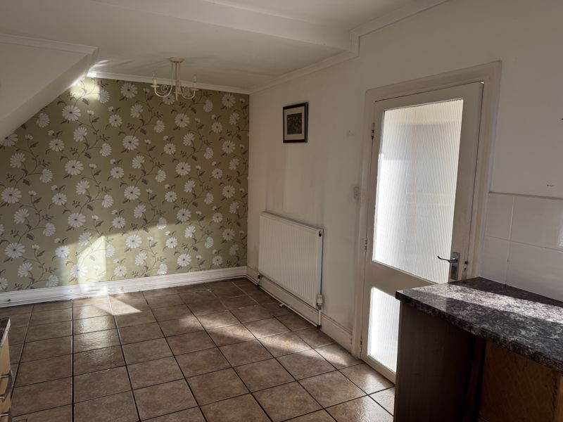 3 bed house for sale in Sycamore Road, Ollerton, NG22 5