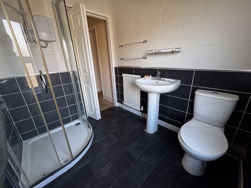 3 bed house for sale in Sycamore Road, Ollerton, NG22 8