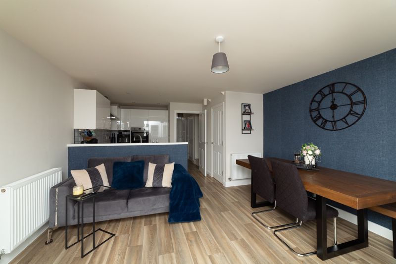 4 bed house for sale in Bevin Place, Edwisntowe, NG21  - Property Image 1