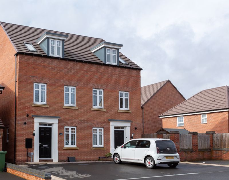 4 bed house for sale in Bevin Place, Edwisntowe, NG21  - Property Image 4