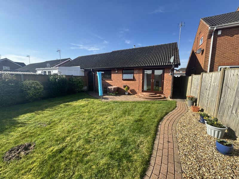 2 bed bungalow for sale in Pinewood Avenue, Edwinstowe, NG21 11