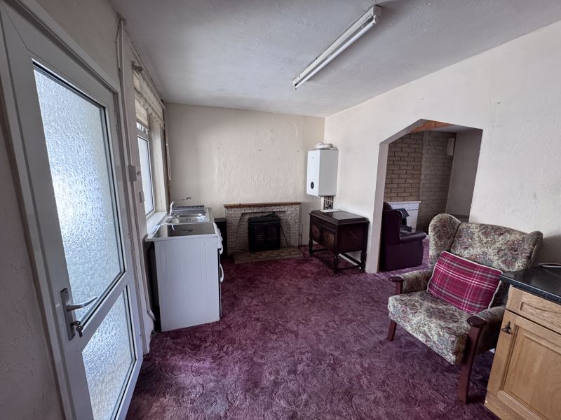 3 bed house for sale in Whinney Lane, Ollerton, NG22  - Property Image 15