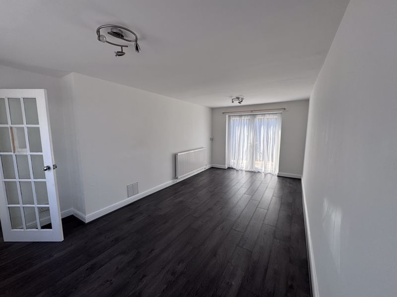 3 bed house to rent in Dove Croft, Ollerton , NG22  - Property Image 5