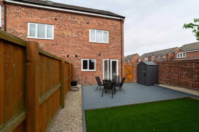 3 bed house for sale in Freya Road, Ollerton, NG22  - Property Image 13
