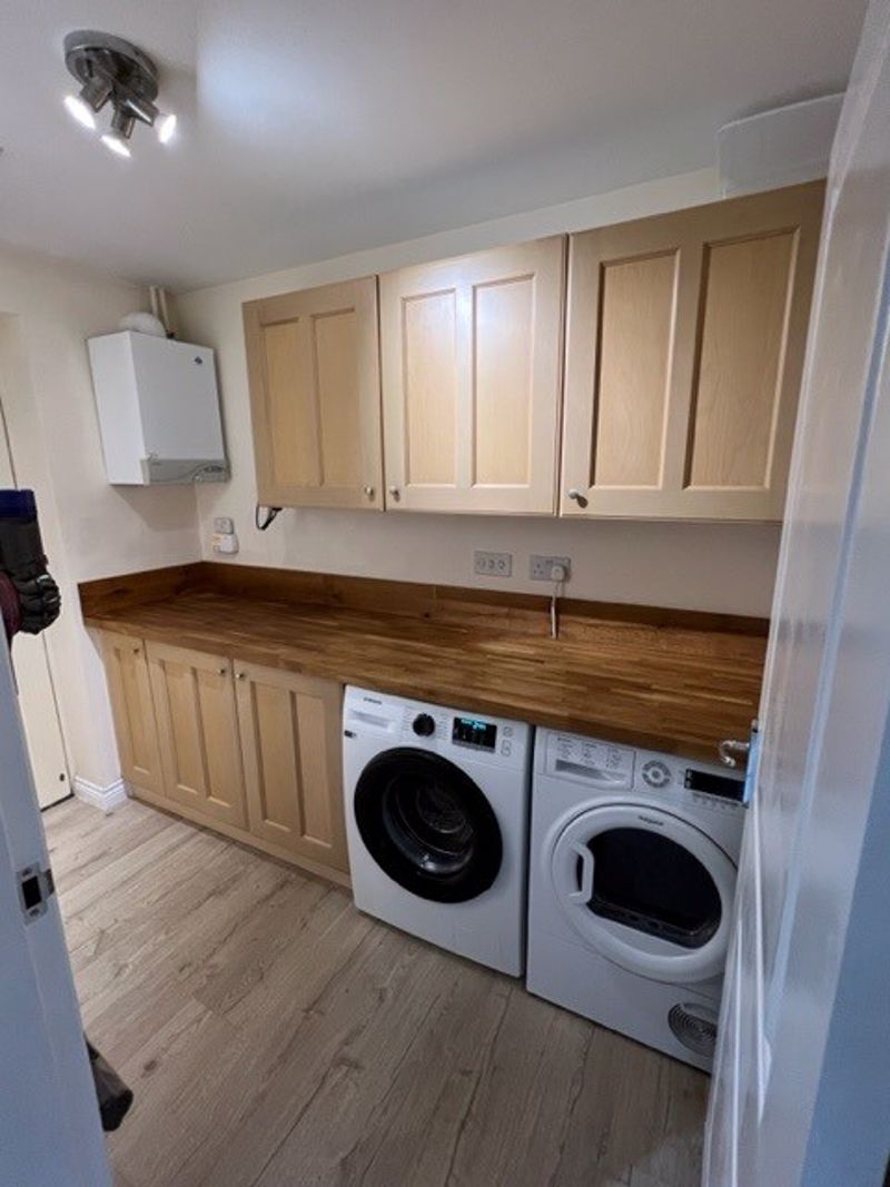5 bed house for sale in Mellors Road, Edwinstowe , NG21 6