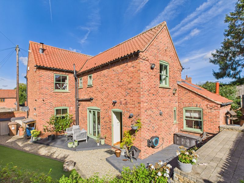 4 bed house for sale in Station Road, Old Ollerton, NG22 9