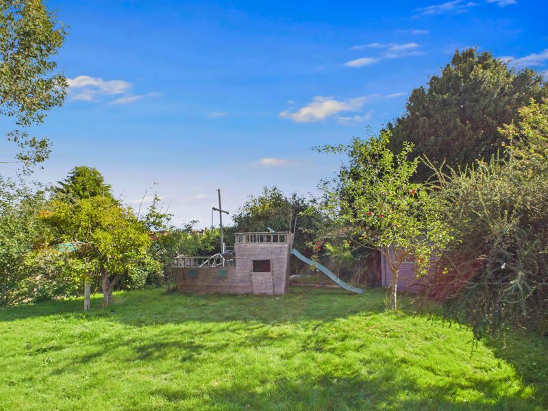 4 bed house for sale in Station Road, Old Ollerton, NG22  - Property Image 10