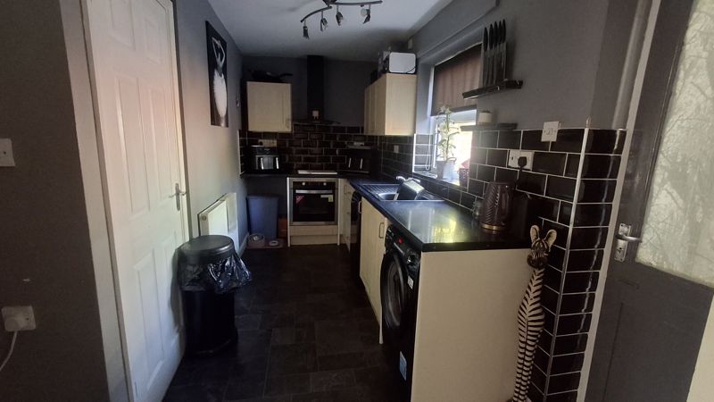 3 bed house for sale in Lime Crescent, Warsop, NG20 3