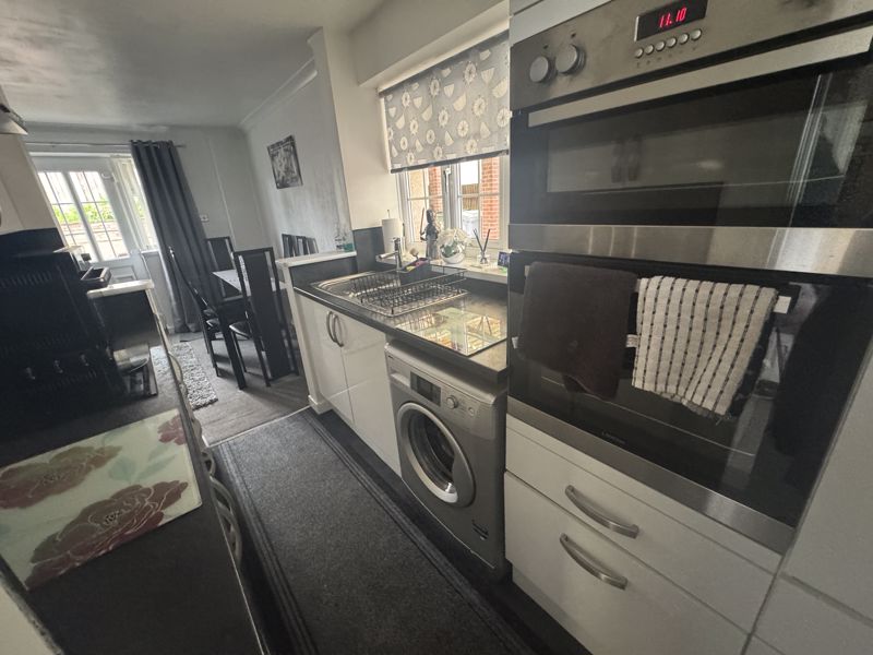 3 bed house for sale in The Markhams, Newark, NG22 5