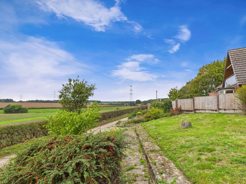 2 bed bungalow for sale in Archway Road, Clipstone, NG21 10