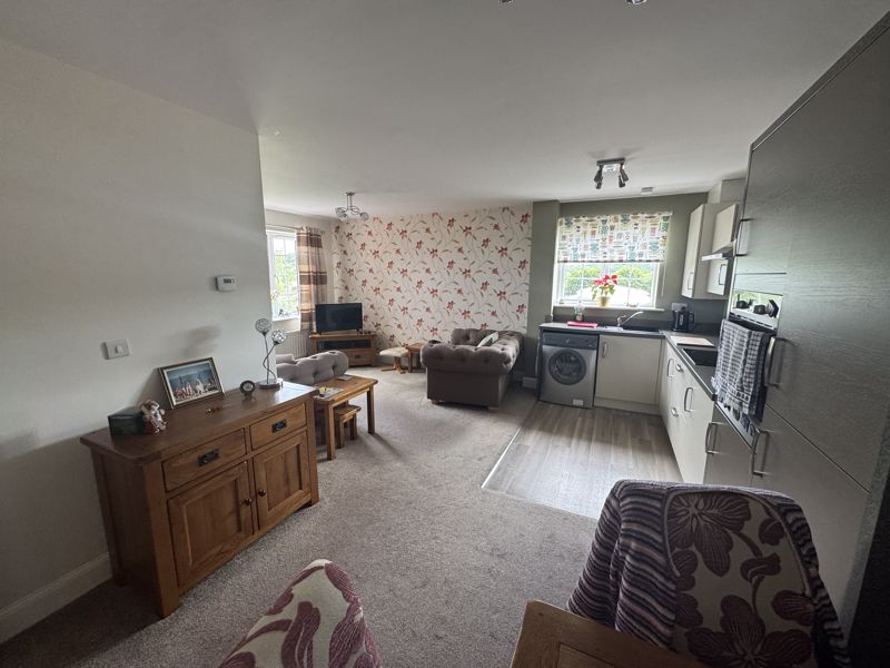 2 bed flat for sale in Goodwill Road, Ollerton , NG22 5