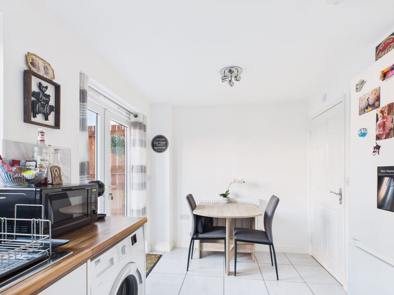 2 bed house for sale in Parkgate Close, Ollerton, NG22  - Property Image 4